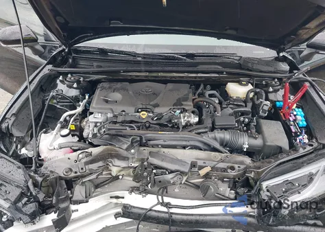 2025 Toyota Camry Le z USA, uszkodzony, nr VIN 4T1DAACK6SU099657